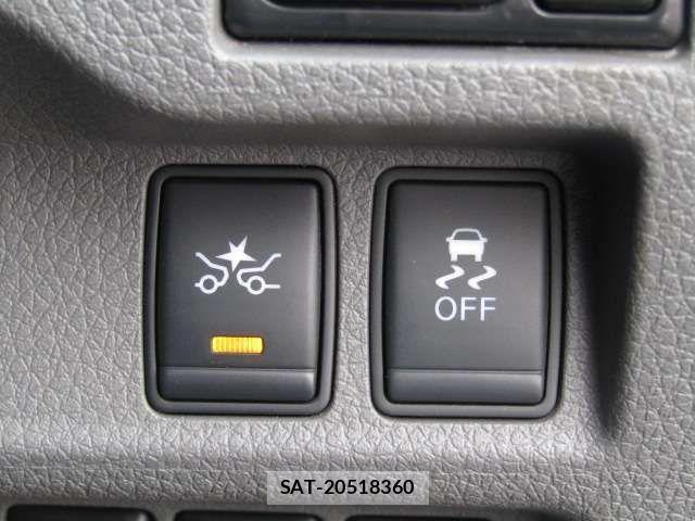 Nissan NV350 Caravan 2018-05 3935247-9