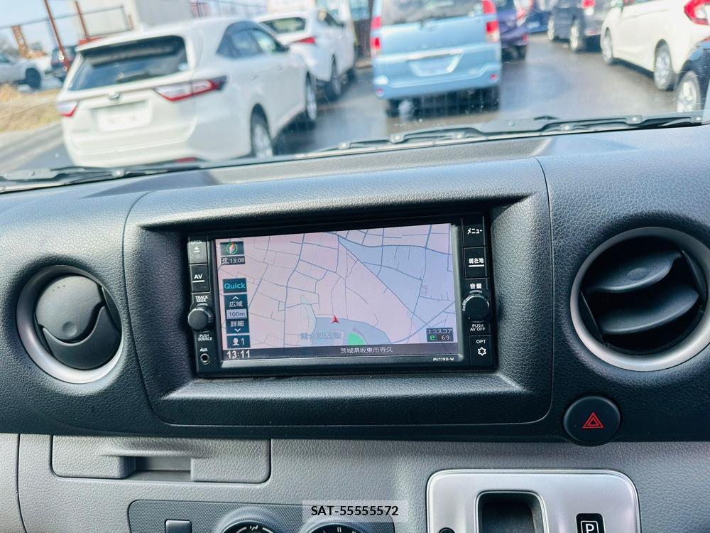 Nissan NV350 Caravan 2020 4145239-18