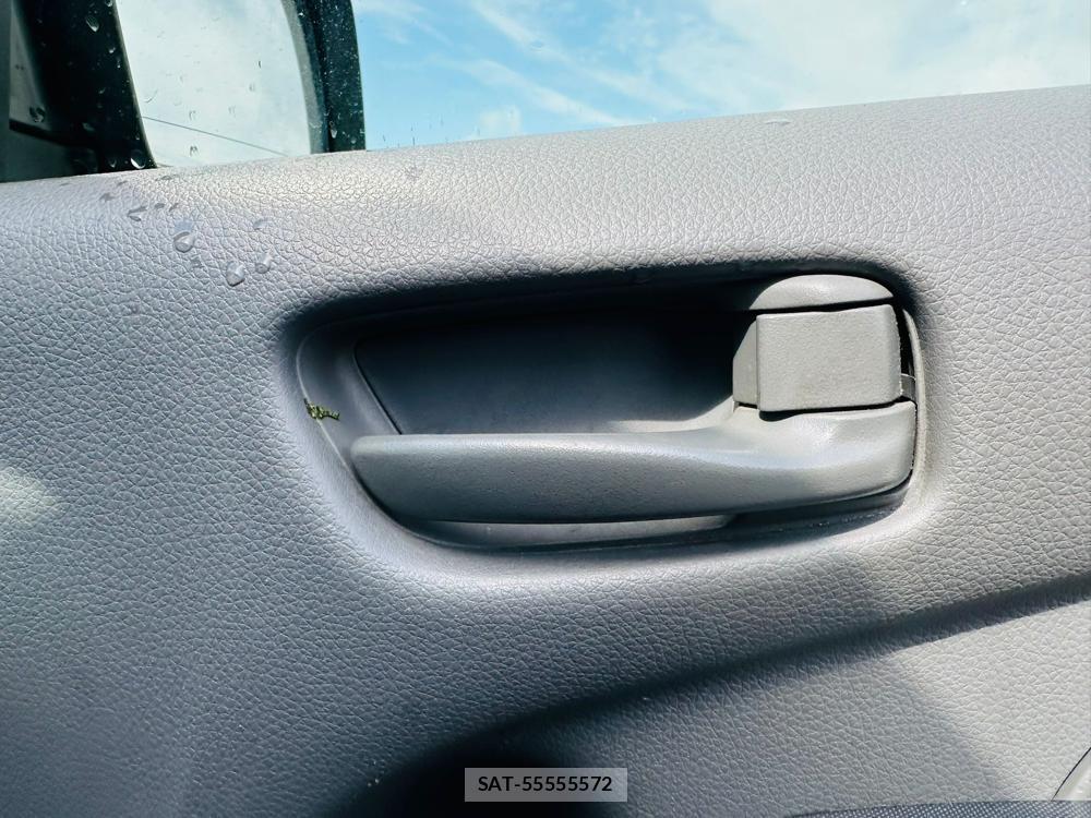 Nissan NV350 Caravan 2020 4145239-20