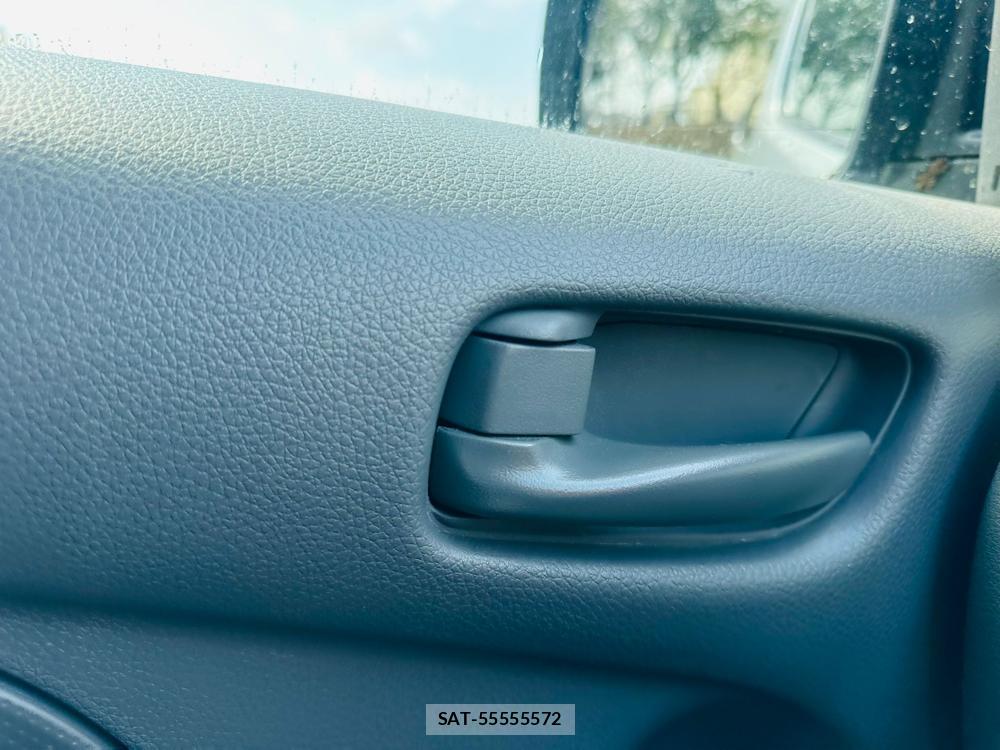 Nissan NV350 Caravan 2020 4145239-22