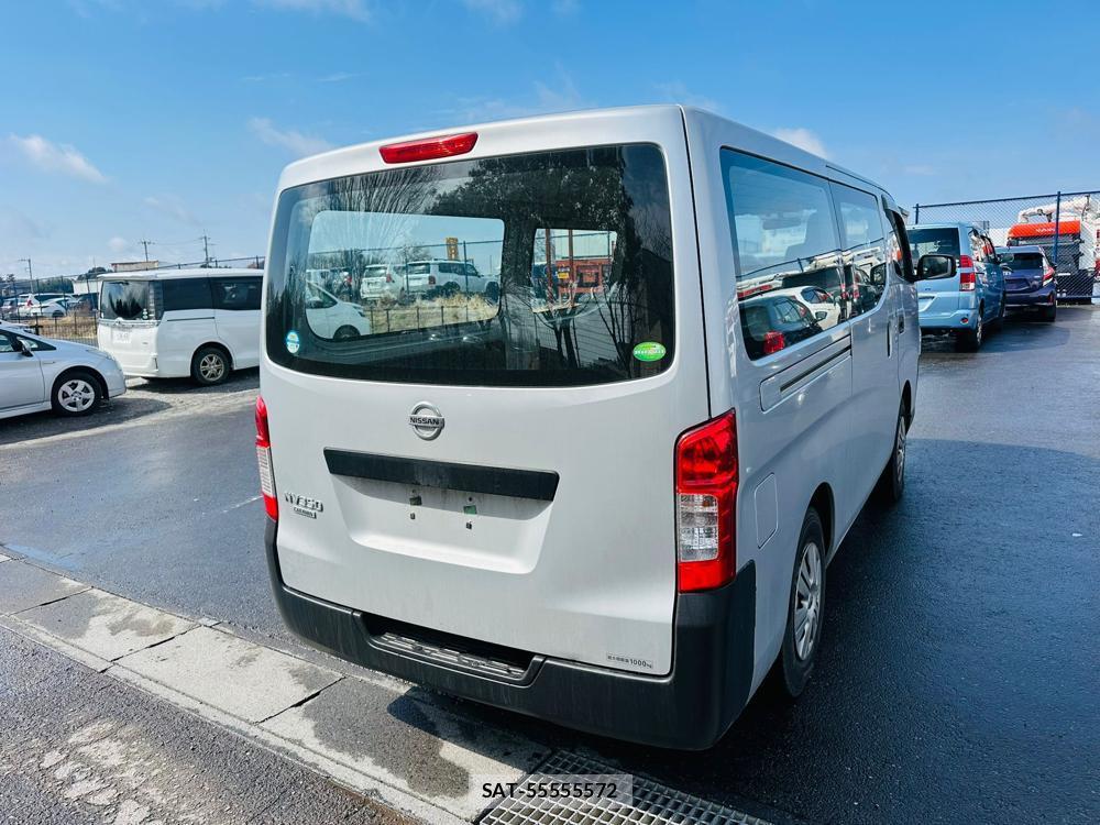 Nissan NV350 Caravan 2020 4145239-4