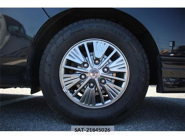 Nissan NV350 Caravan 2020-02 4598573-9