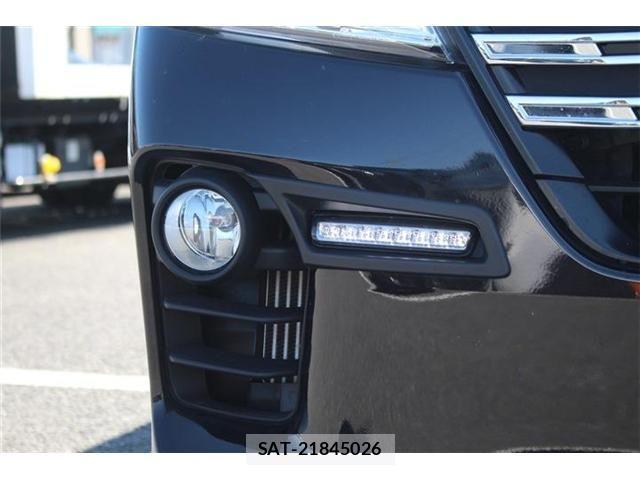 Nissan NV350 Caravan 2020-02 4598573-13