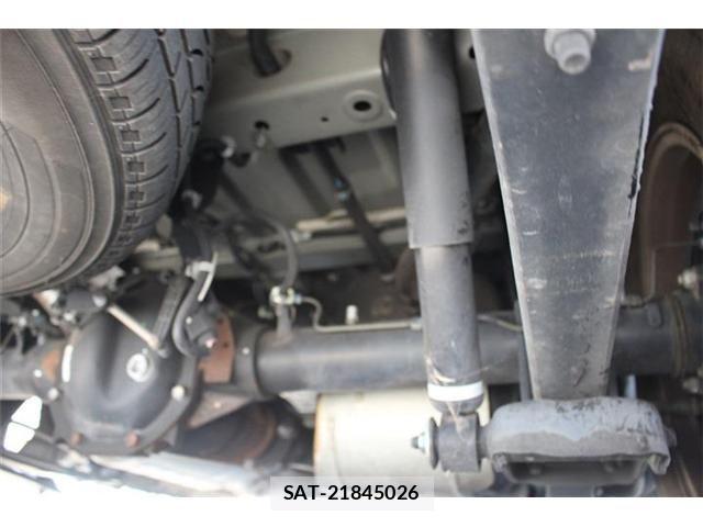 Nissan NV350 Caravan 2020-02 4598573-17