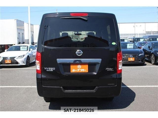 Nissan NV350 Caravan 2020-02 4598573-7