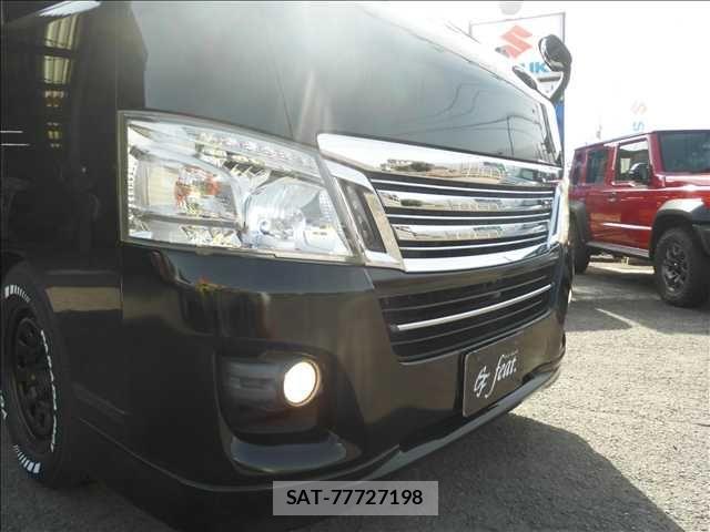 Nissan NV350 Caravan 2012-12 4598581-12