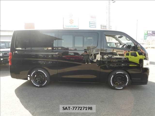 Nissan NV350 Caravan 2012-12 4598581-15