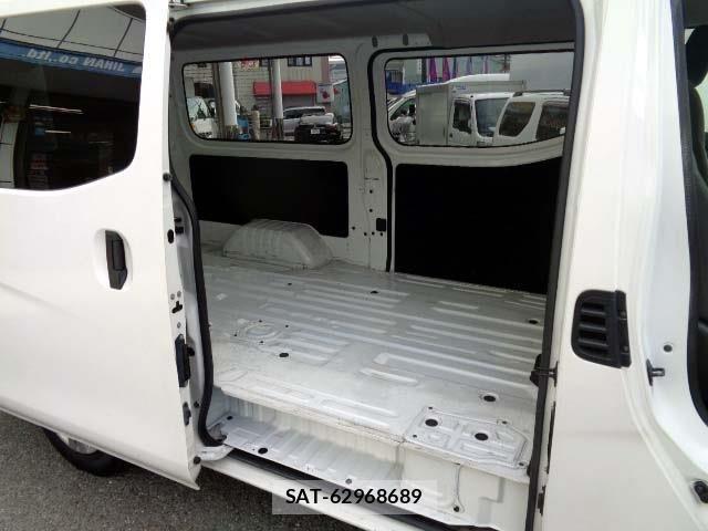 Nissan NV350 Caravan 2016-12 4975003-9