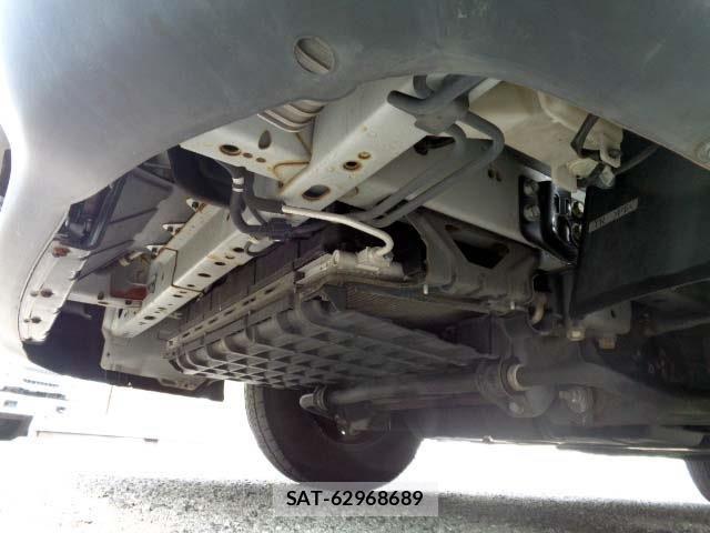 Nissan NV350 Caravan 2016-12 4975003-13