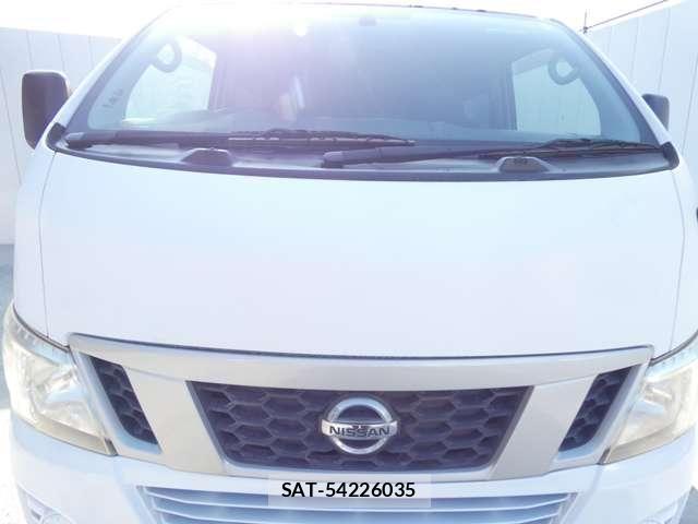 Nissan NV350 Caravan 2015-06 4975008-19