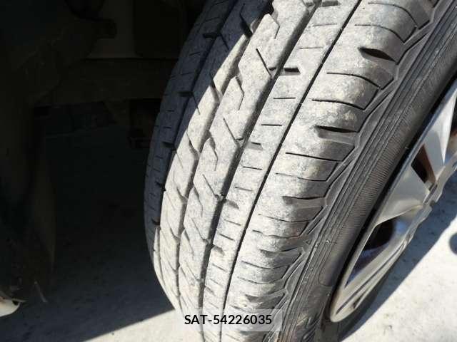 Nissan NV350 Caravan 2015-06 4975008-21