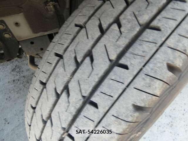 Nissan NV350 Caravan 2015-06 4975008-25