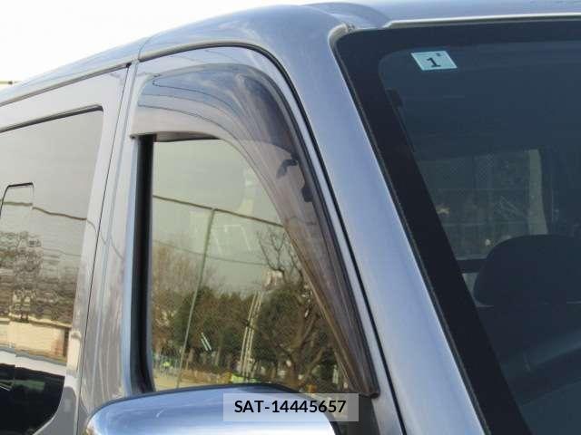 Nissan NV350 Caravan 2016-01 5874753-18