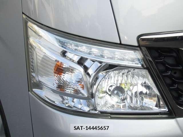 Nissan NV350 Caravan 2016-01 5874753-23