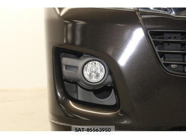 Nissan NV350 Caravan 2016-02 6218043-12