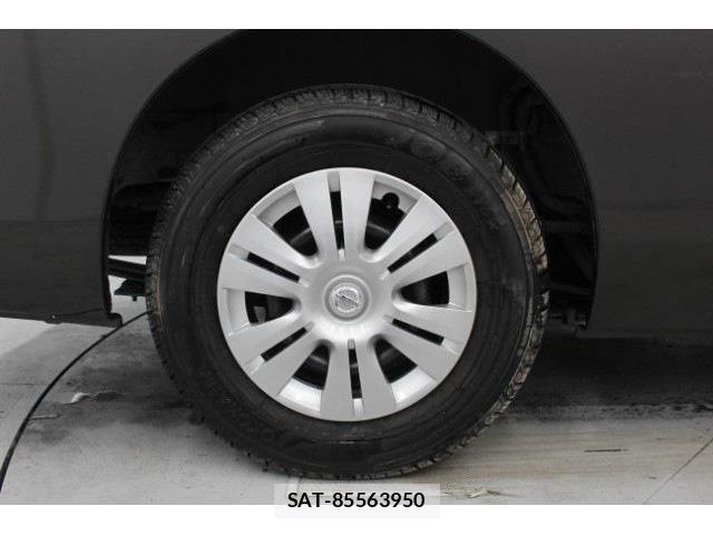 Nissan NV350 Caravan 2016-02 6218043-22