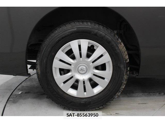 Nissan NV350 Caravan 2016-02 6218043-23