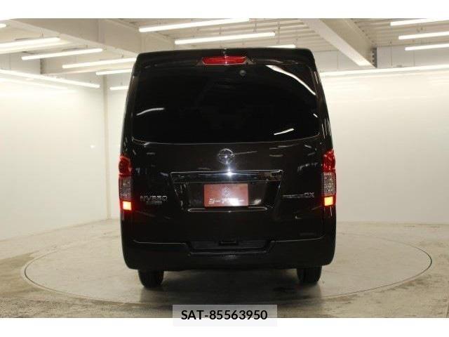 Nissan NV350 Caravan 2016-02 6218043-5