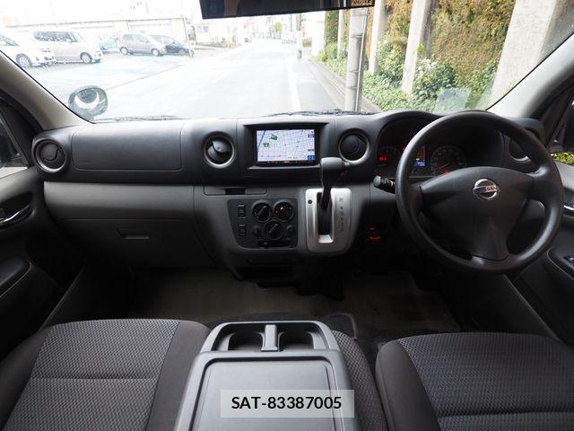 Nissan NV350 Caravan 2013-10 6218044-1