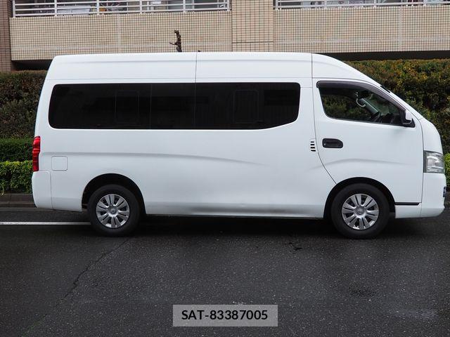 Nissan NV350 Caravan 2013-10 6218044-23