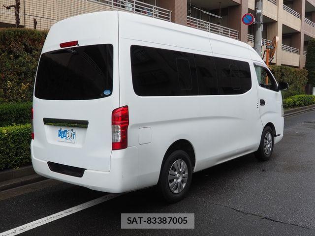 Nissan NV350 Caravan 2013-10 6218044-24