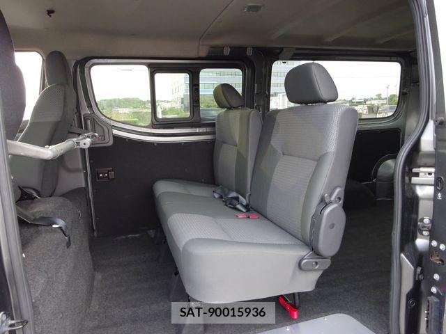 Nissan NV350 Caravan 2019-09 6501595-11