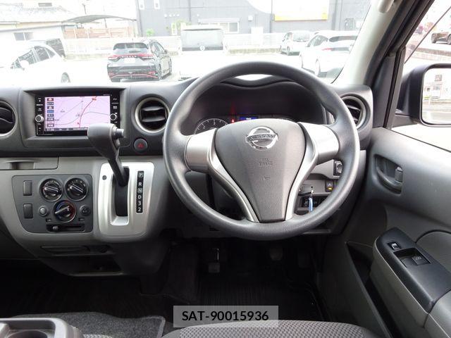 Nissan NV350 Caravan 2019-09 6501595-14