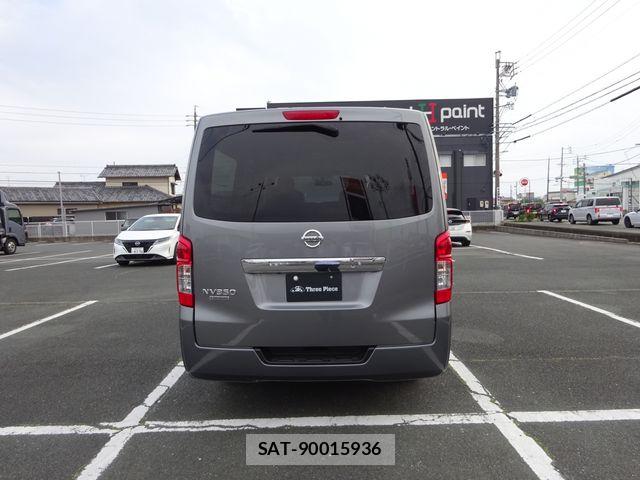 Nissan NV350 Caravan 2019-09 6501595-5