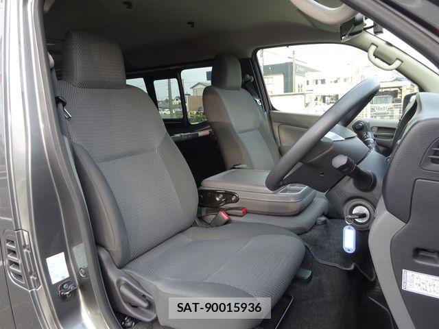 Nissan NV350 Caravan 2019-09 6501595-8