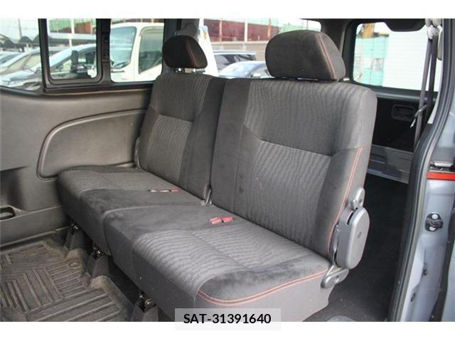 Nissan NV350 Caravan 2021-02 6501580-20