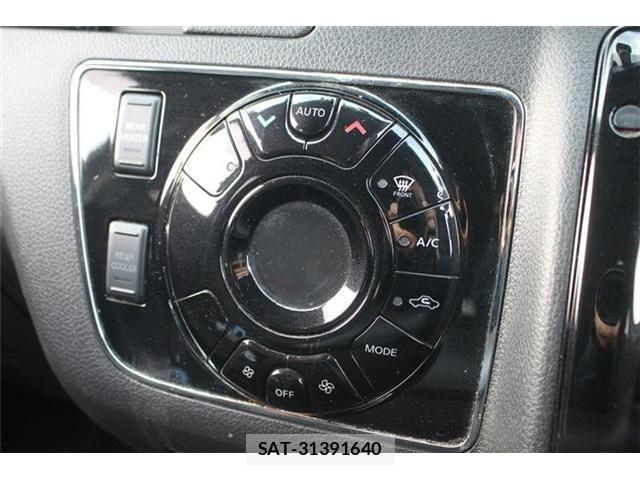 Nissan NV350 Caravan 2021-02 6501580-25