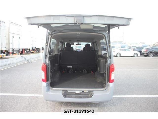Nissan NV350 Caravan 2021-02 6501580-28