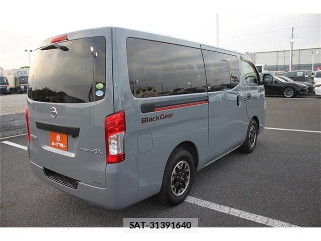 Nissan NV350 Caravan 2021-02 6501580-7