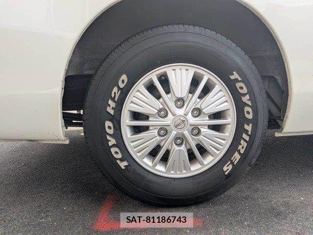 Nissan NV350 Caravan 2018-03 6501592-27