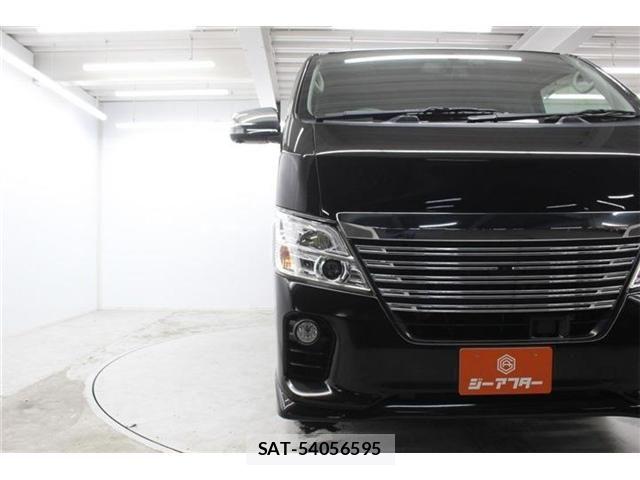 Nissan NV350 Caravan 2021-04 6546358-10
