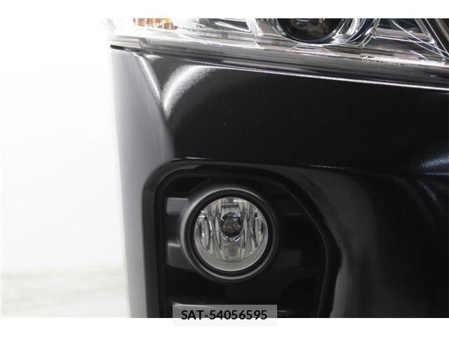 Nissan NV350 Caravan 2021-04 6546358-12