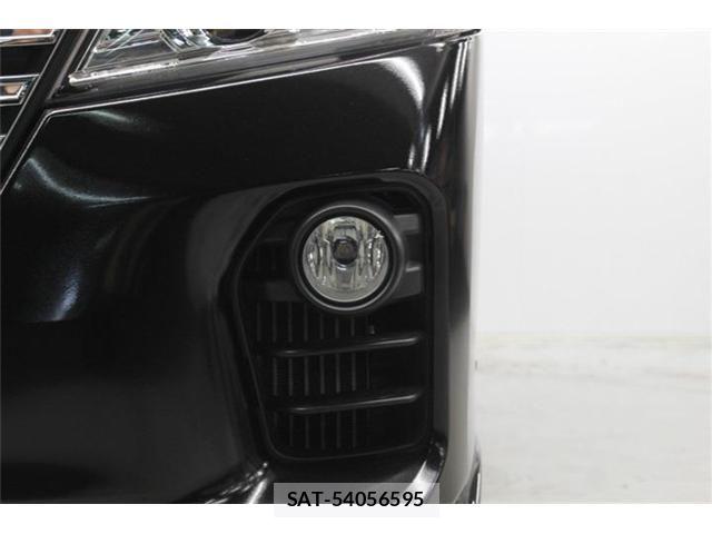 Nissan NV350 Caravan 2021-04 6546358-15
