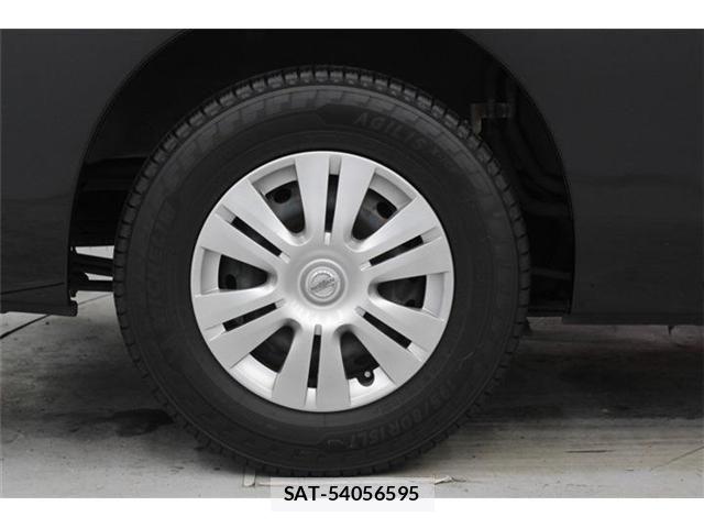 Nissan NV350 Caravan 2021-04 6546358-25