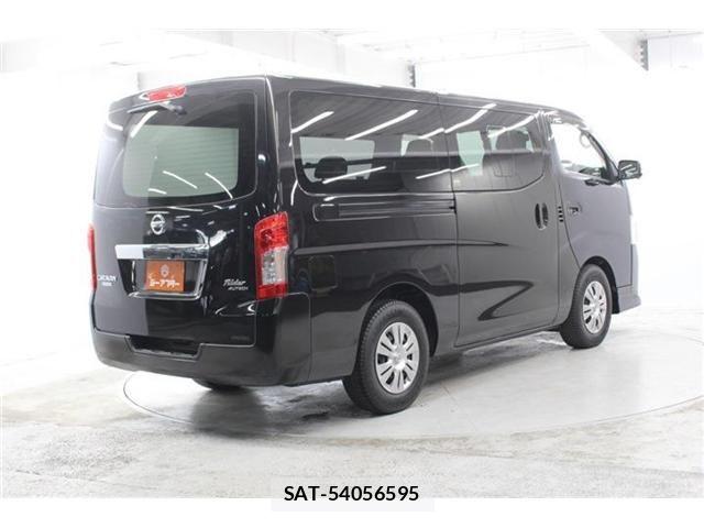 Nissan NV350 Caravan 2021-04 6546358-4