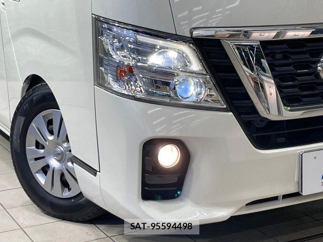 Nissan NV350 Caravan 2018-03 6613943-11