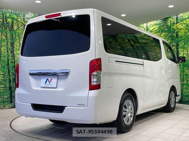 Nissan NV350 Caravan 2018-03 6613943-16
