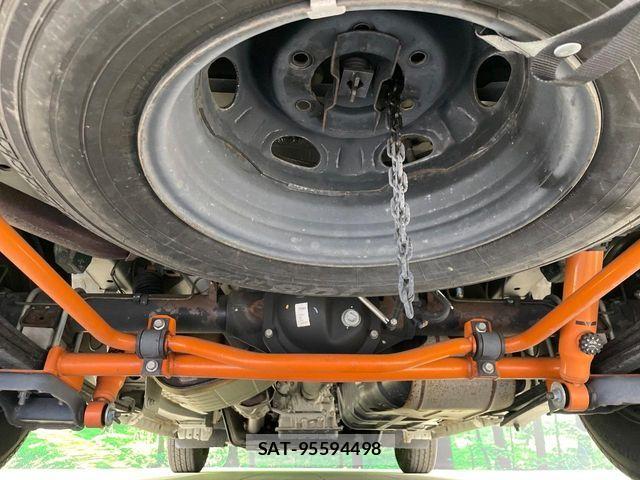 Nissan NV350 Caravan 2018-03 6613943-17