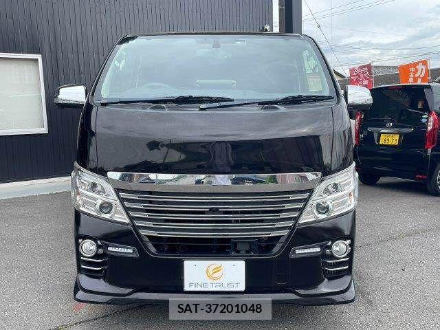 Nissan NV350 Caravan 2020-12 6613944-16