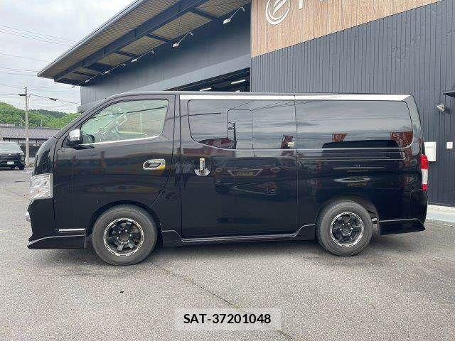 Nissan NV350 Caravan 2020-12 6613944-22