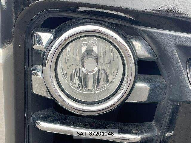 Nissan NV350 Caravan 2020-12 6613944-26