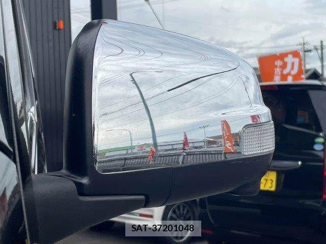 Nissan NV350 Caravan 2020-12 6613944-27