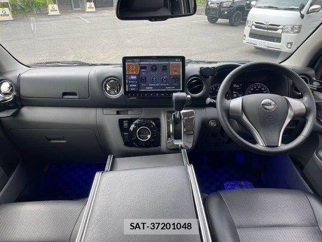 Nissan NV350 Caravan 2020-12 6613944-2