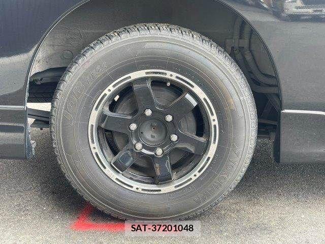 Nissan NV350 Caravan 2020-12 6613944-29