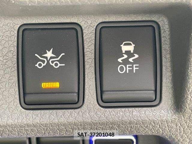Nissan NV350 Caravan 2020-12 6613944-7