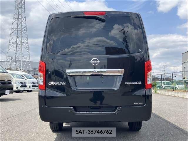 Nissan NV350 Caravan 2022-02 6673049-2